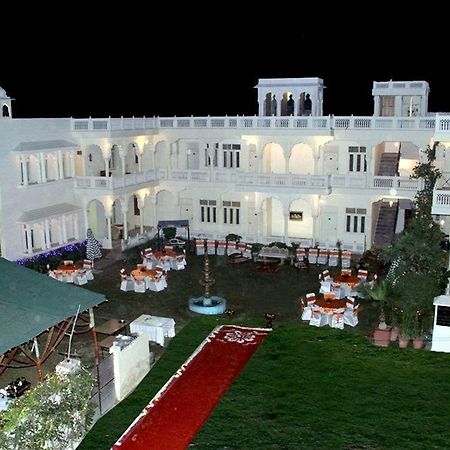 Jaipur Darbar Hotell Eksteriør bilde